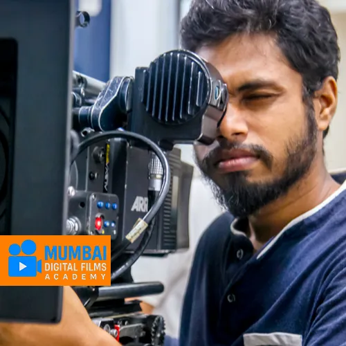 Why Choose MDFA - Industry experts, professional equipment, networking opportunities, placement assistance, flexible learning options, state-of-the-art facilities